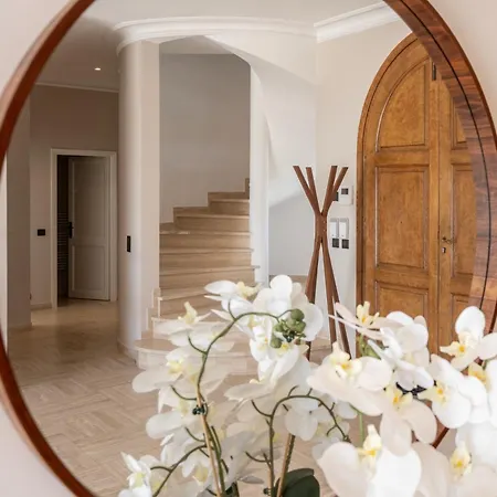 Chateau Di Cardiccia A Luxury 7-bedroom With Air Conditioning Villa