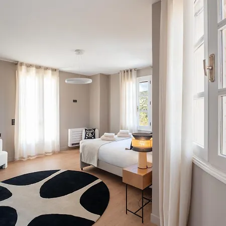 Chateau Di Cardiccia A Luxury 7-bedroom With Air Conditioning *