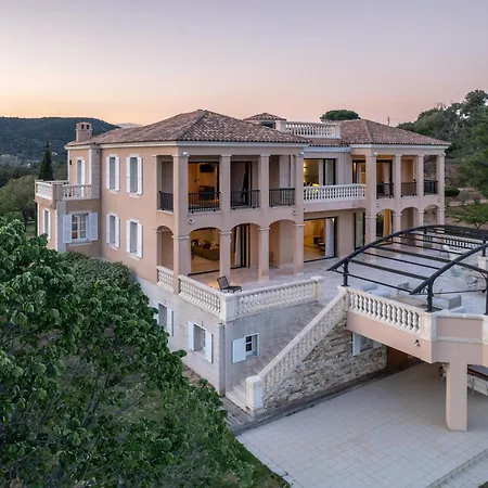 Villa Chateau Di Cardiccia A Luxury 7-bedroom With Air Conditioning *