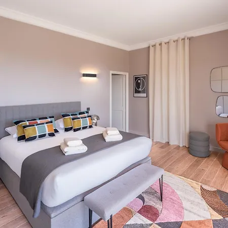 Villa Chateau Di Cardiccia A Luxury 7-bedroom With Air Conditioning